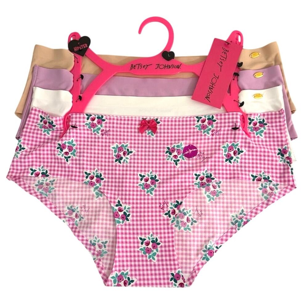 NWT Betsy Johnson pack of 4 hipster briefs size large